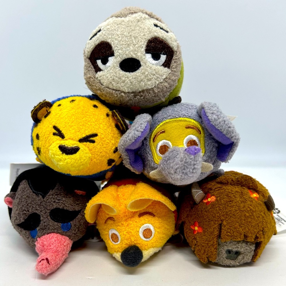 Disney Zootopia Mini Tsum Tsum Set of 6, NWT.
